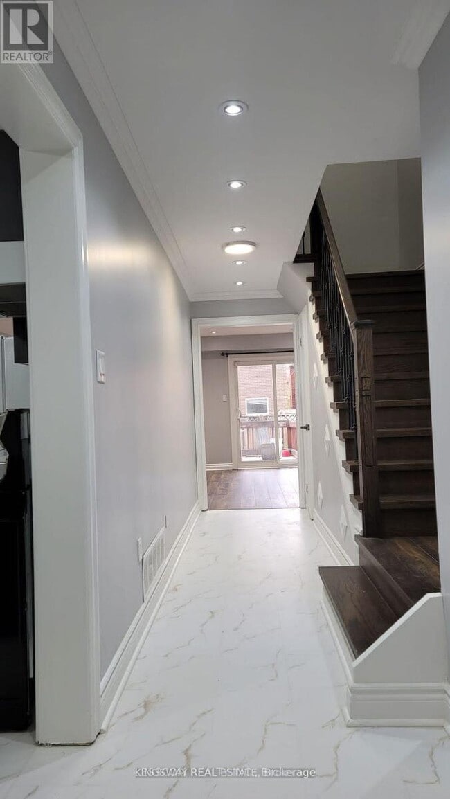 Photo du bâtiment - 12 Silverstream Rd