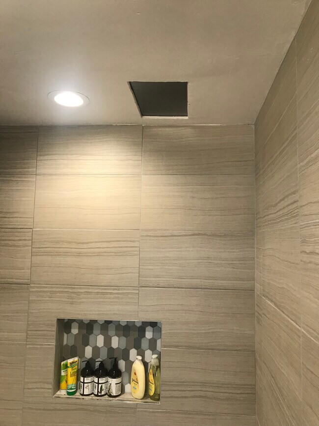 Foto del edificio - 839 Galopago St