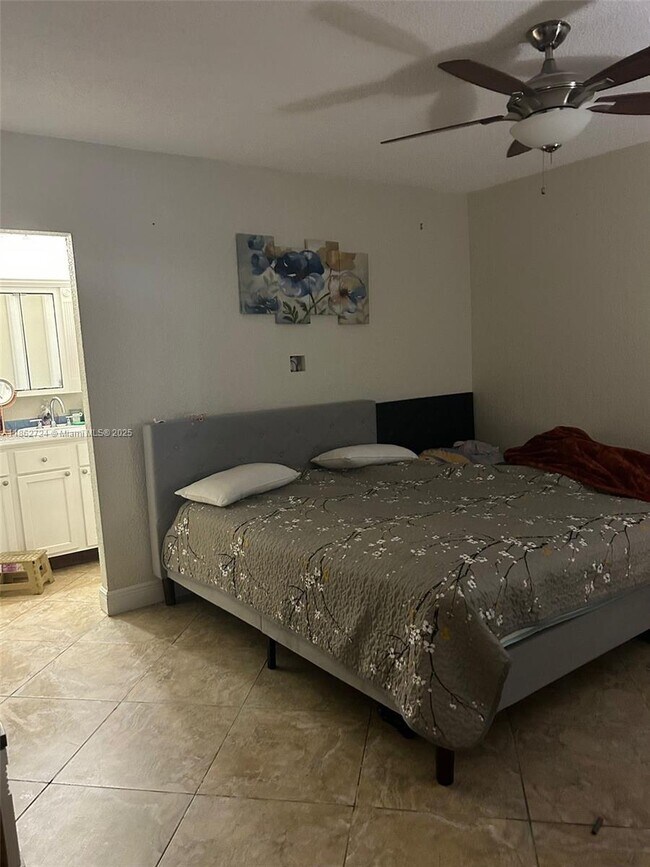 Foto del edificio - 8401 SW 107th Ave