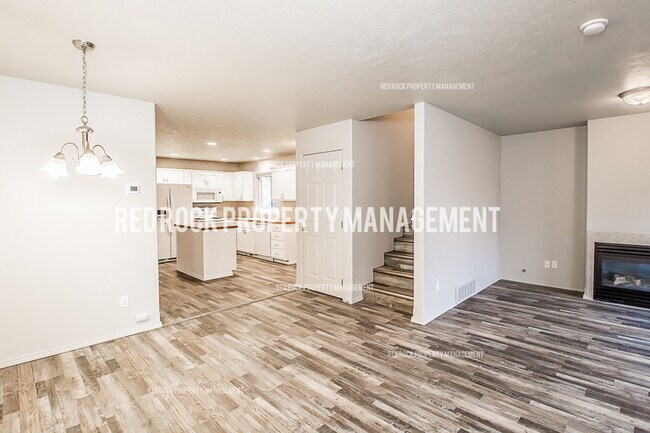 Foto del edificio - 1603 Drummond St