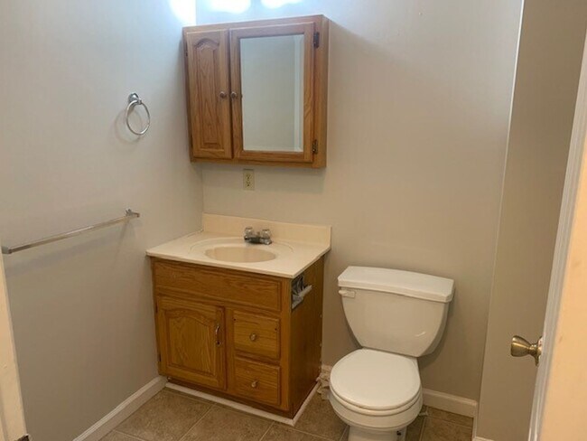 Foto del edificio - Available July 31st , 2026!!