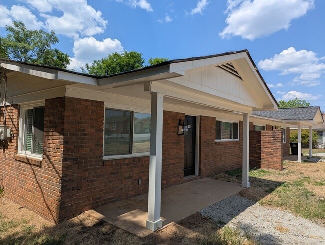 Photo - 110 Springtree Rd Apartment