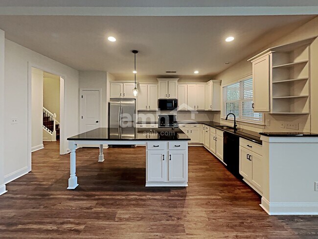 Foto del edificio - 776 Somersby Dr