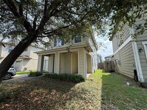 Building Photo - 12006 Mallard Stream Ct