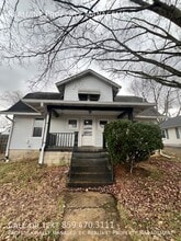 Building Photo - 136 N 4th St