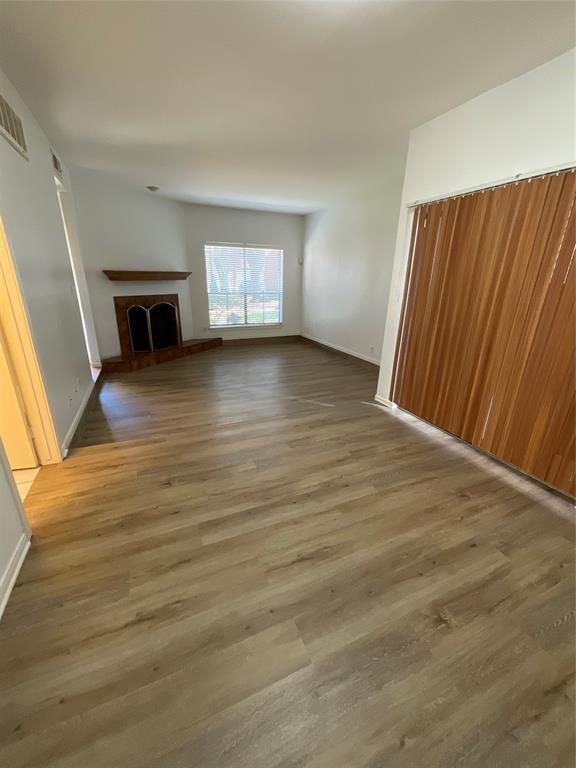 Foto del edificio - 3100 Walnut Bend Ln