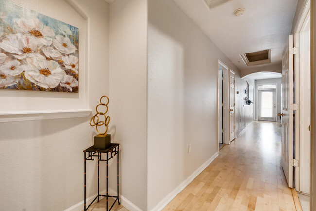 Foto del edificio - 1747 N Pearl St