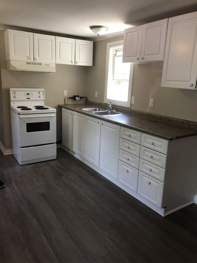 Building Photo - 4059-4059 45