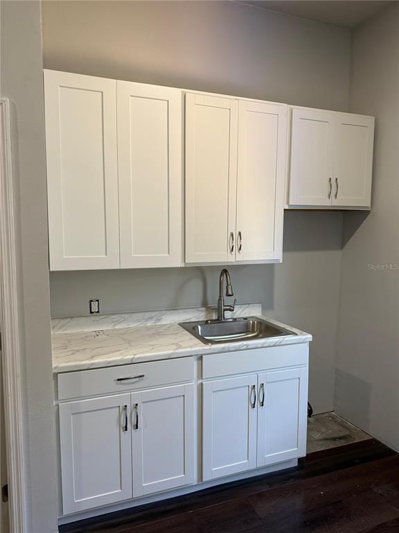 Foto del edificio - 1532 Reade Cir