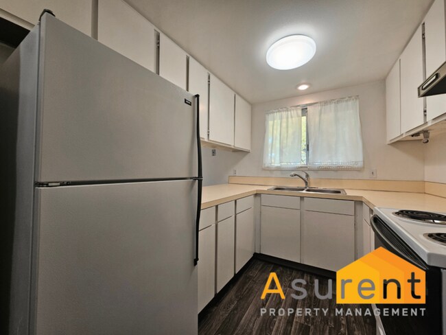 Foto del edificio - Bright & Spacious 2-Bedroom Apartment in A...