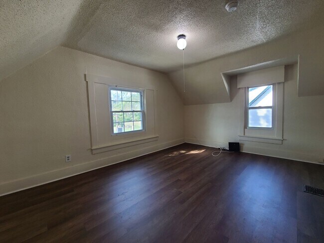 Building Photo - 785 Colfax Ave