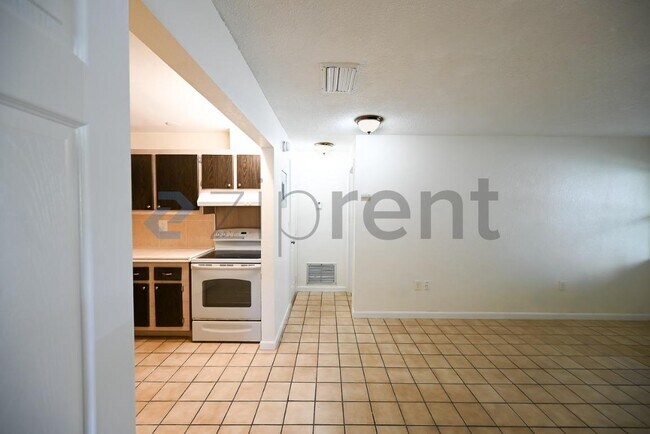 Foto del edificio - Unit Unit 1