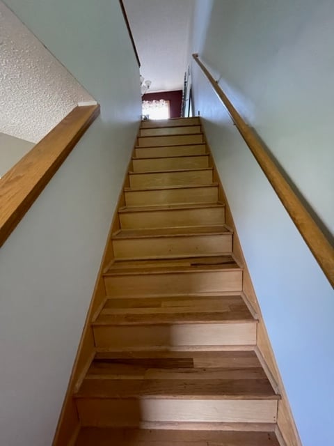 Building Photo - 520 Tanager Path