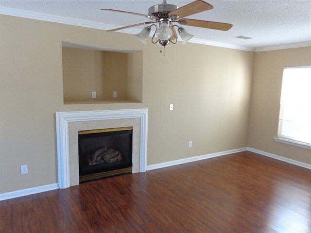 Foto del edificio - 15913 Pedlar Mills Road