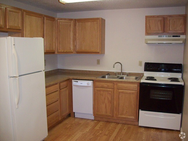 Kitchen - Kirkview Apartments