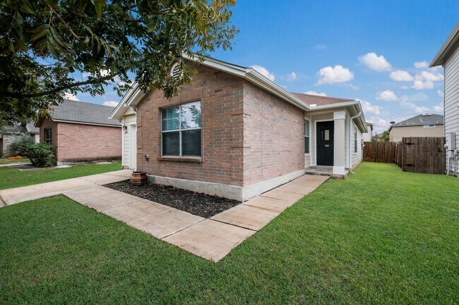Foto del edificio - Well-Maintained Home with Open Layout & Great Location