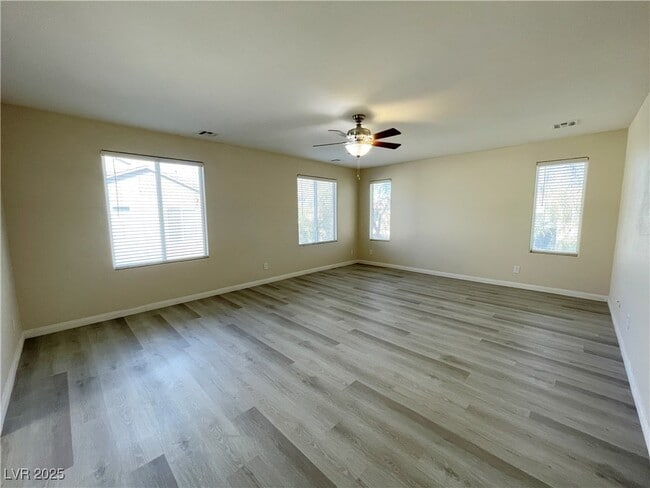Building Photo - 6566 Gertrude Ct