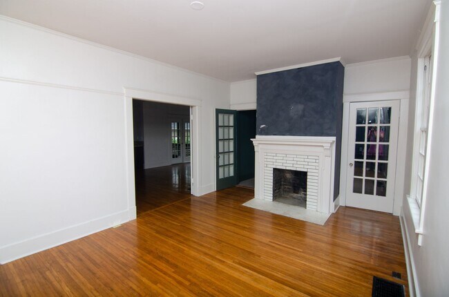 Foto del edificio - Fabulous Hillsboro Cottage