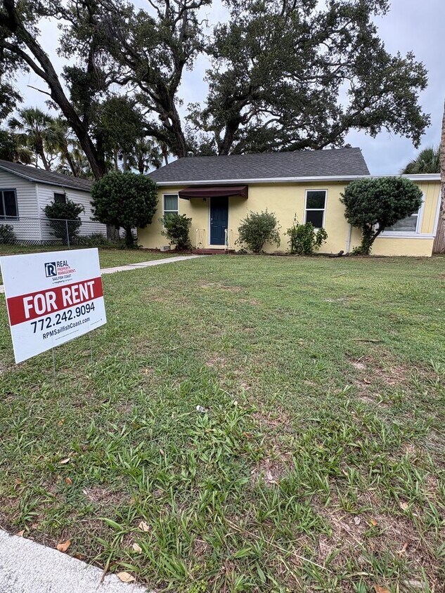 Foto principal - 810 Citrus Ave