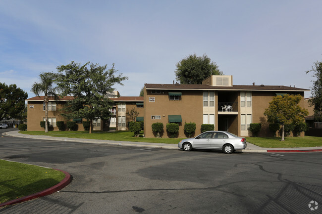 Foto principal - Sierra Woods Apartments