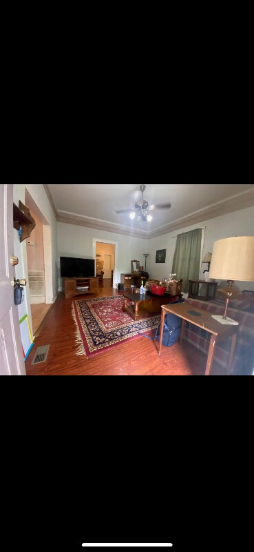 Foto del edificio - 318 5th Ave