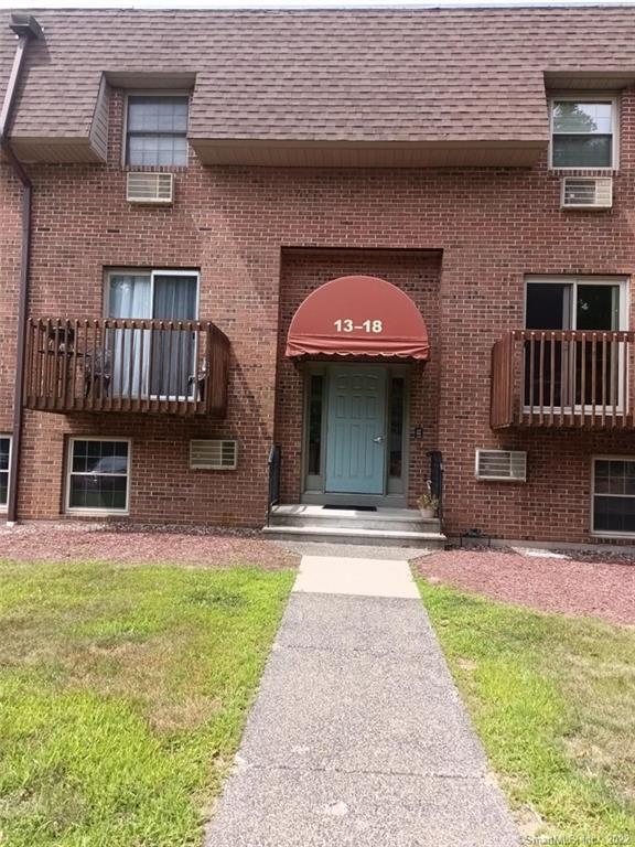 Primary Photo - 441 Clark Ave