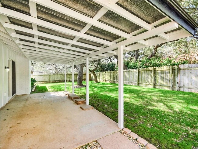 Foto del edificio - 11718 Spotted Horse Dr