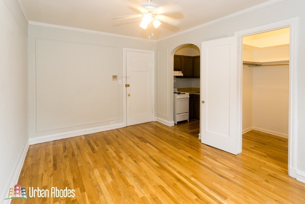 Foto principal - 833 W Wolfram St