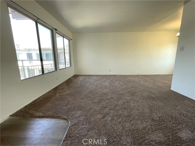 Foto principal - 528 Cedar Ave
