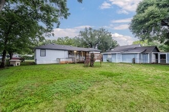 Building Photo - 503 Carrell St
