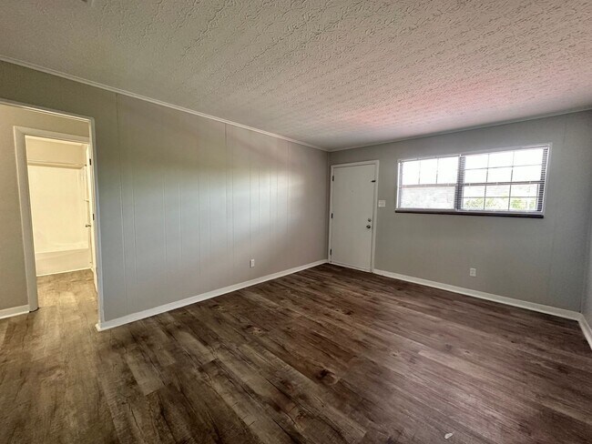 Building Photo - Stockton Apartments- Sharp Lane Community ...