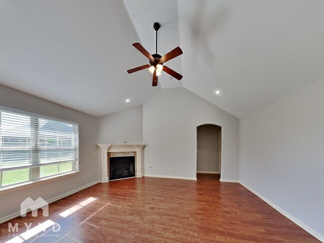 Foto del edificio - 460 Torino Pl