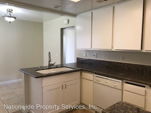 Foto del edificio - 2617 W Columbine Ave