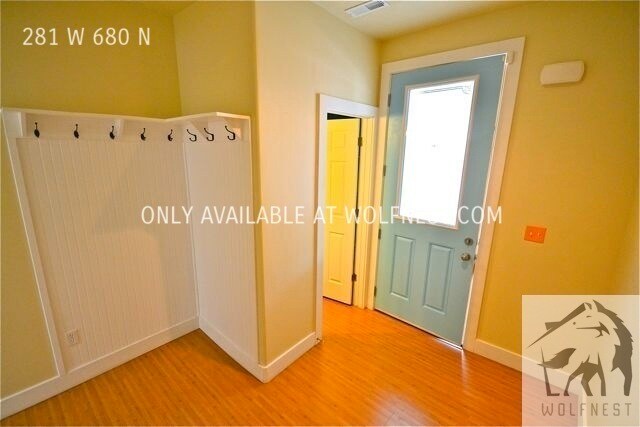 Building Photo - 281 W 680 N