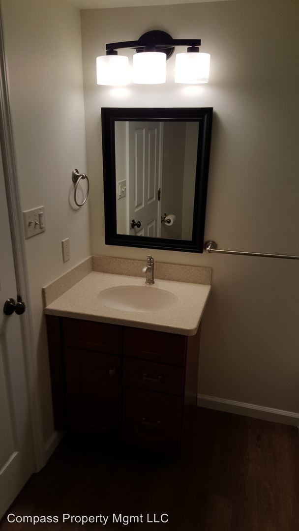 Foto del edificio - 6146 Division Hwy