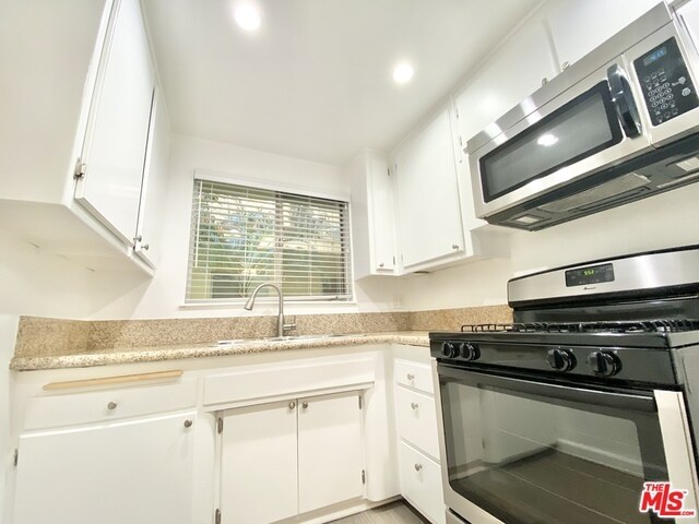 Foto del edificio - 1037 N Ogden Dr