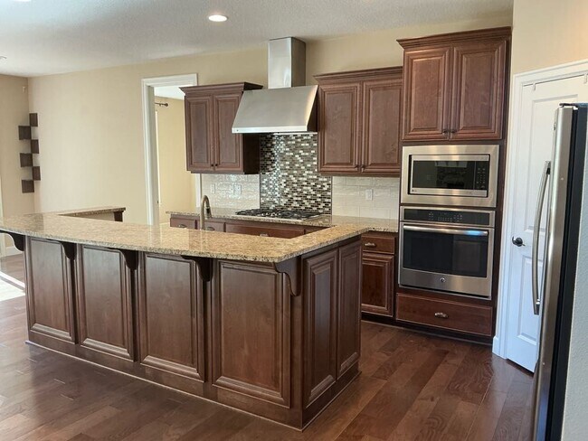 Building Photo - 17391 NW Woodrush Way
