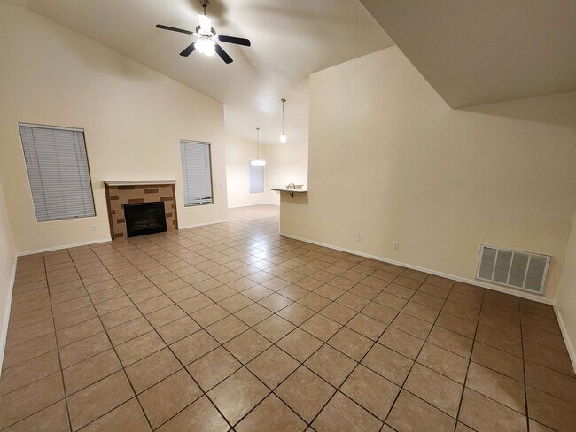 Building Photo - 1219 Gunsight Peak Dr