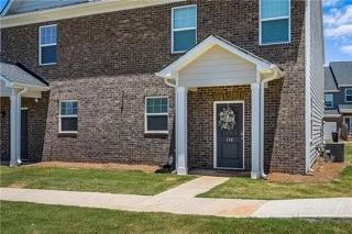 Building Photo - 116 Village Main