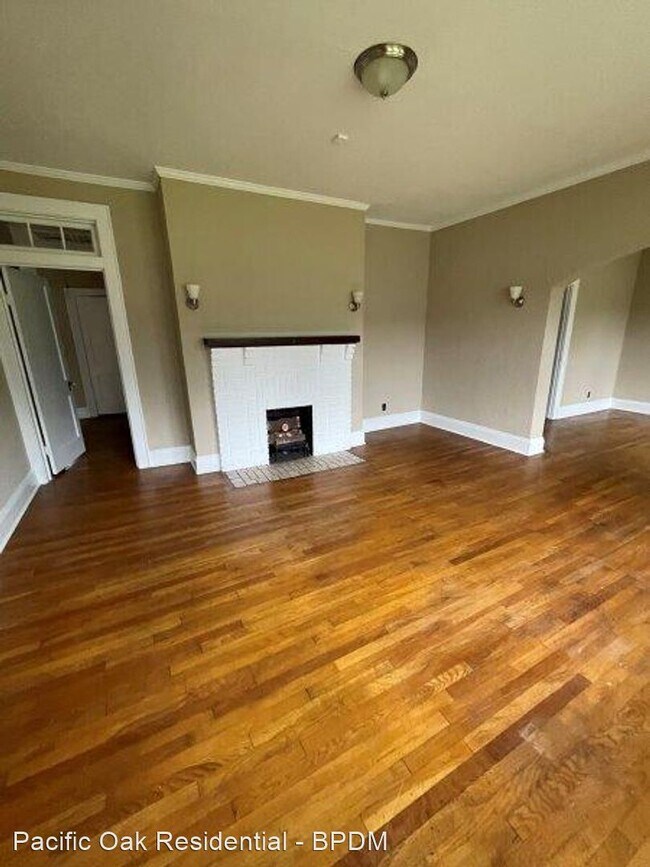 Building Photo - 3 br, 2 bath House - 3359 Norman Bridge Road
