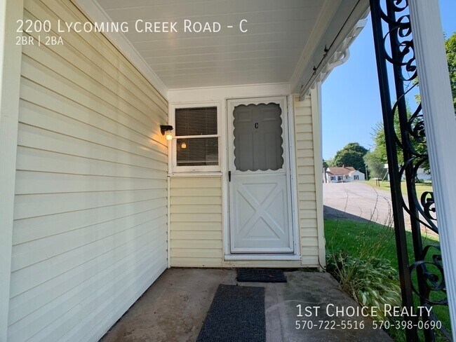 Building Photo - Affordable 2 bedroom 1 1/2 bath apartment!