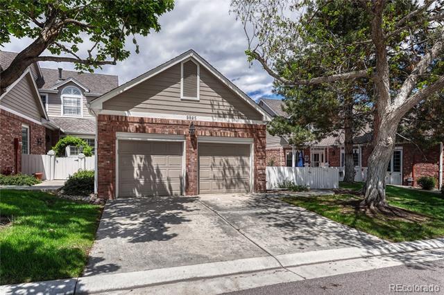 Foto del edificio - 9885 Greensview Cir