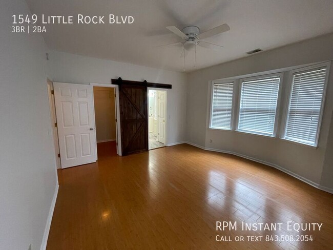 Building Photo - Charming 3BR/2BA Cottage for Rent – Prime ...