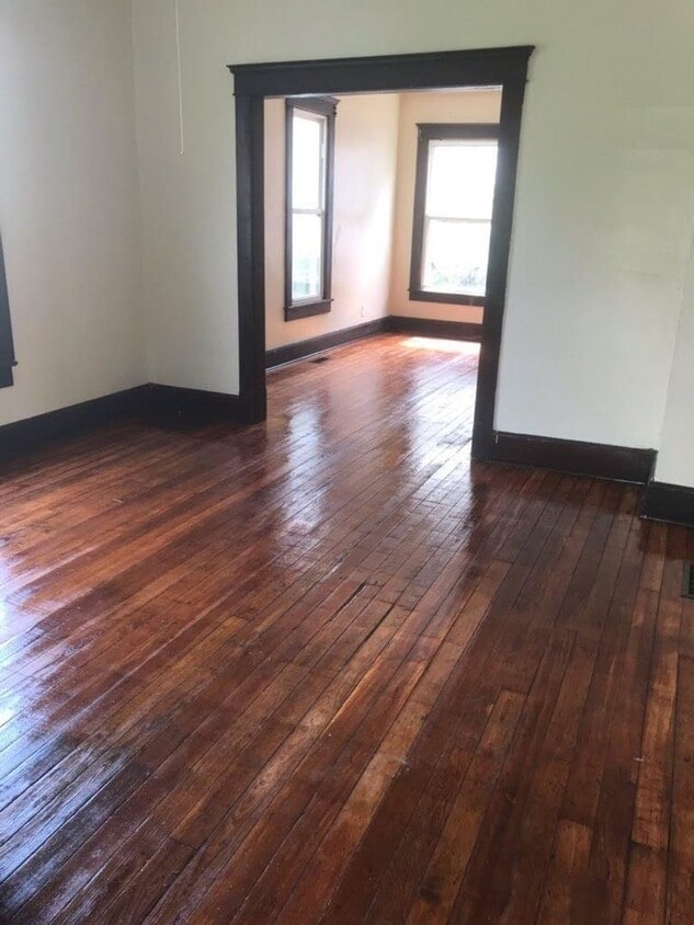 Primary Photo - 1 bedroom ranch house