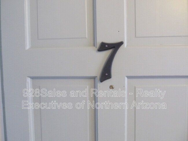 Photo - 1471 N San Francisco St Apartment