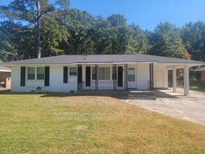 Building Photo - 3310 Emerson Dr
