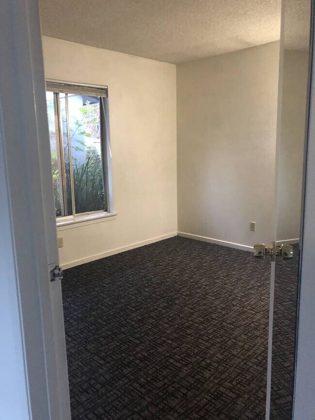 Building Photo - 1466 Balboa St