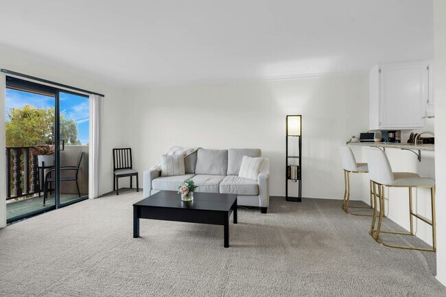 Foto del edificio - 6924 Hyde Park Dr