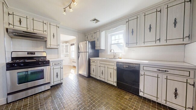 Foto del edificio - 13 York Ave