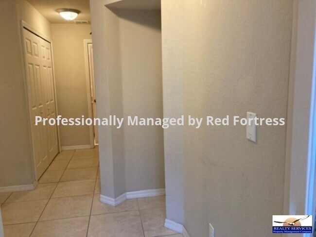 Foto del edificio - 5131 Coronado Pkwy